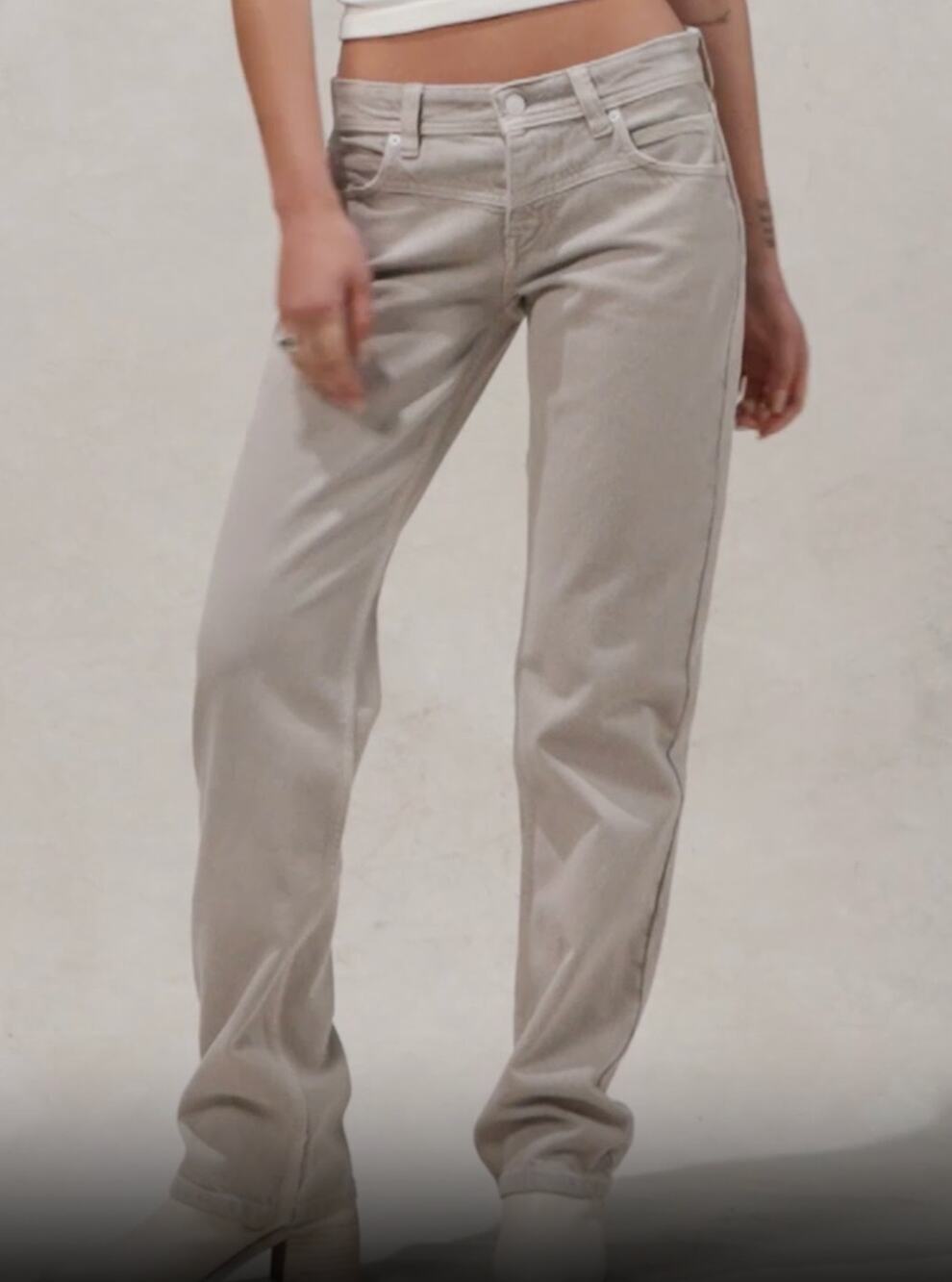 Free People We The Free Shelby Low-Rise Boyfriend Jeans Ocean Pearl Tan 26